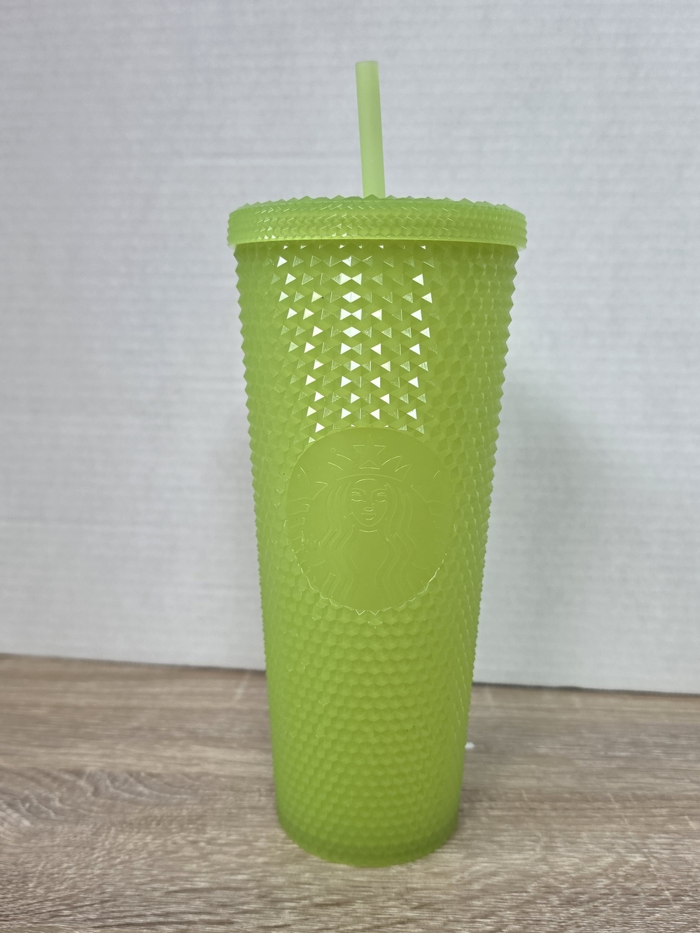 EUC Starbucks 2022 Studded Tumbler 24 oz Glow In The Dark Lemongrass Halloween